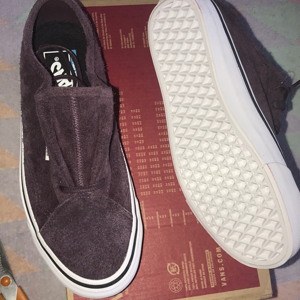 >💟DIAMO NI HAIRY UNIQUE STYLE SUEDE RAISIN TRUE WHITE LACE UP BRAND NEW 😍VANS - Picture 7 of 15